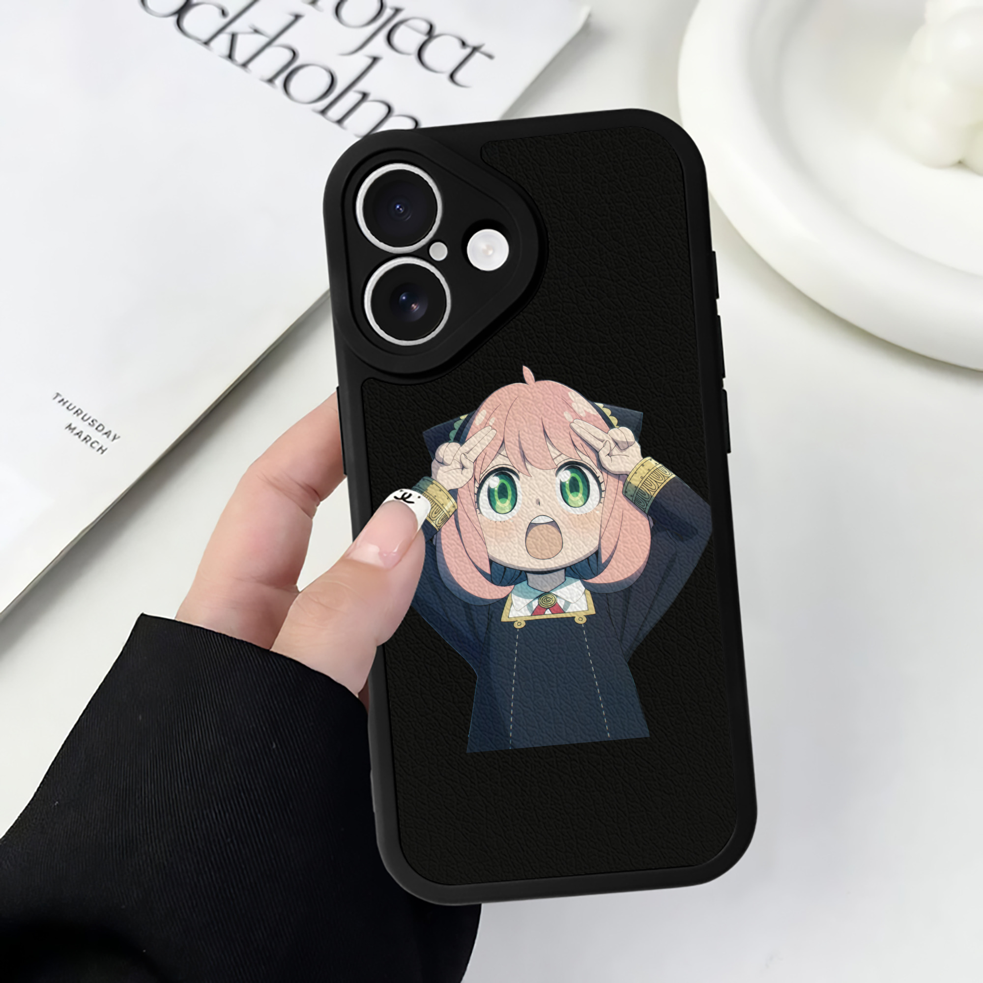 （画像用） SPY×FAMILY间谍家家酒 【iPhone 16シリーズ対応】シリコンスマホケース（レザー調） 材質：シリコン